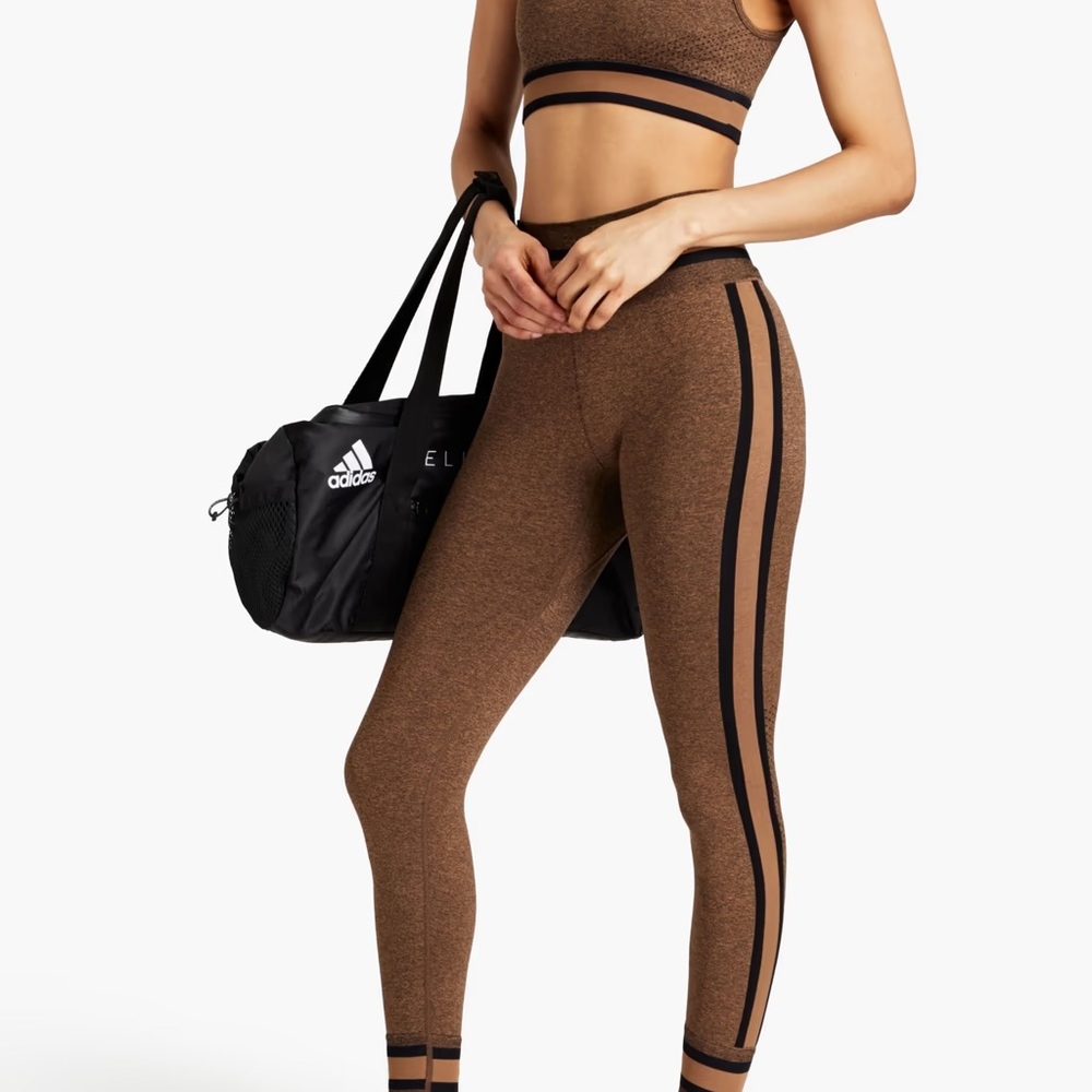 The Upside Aurora Set (Bra + Leggings)